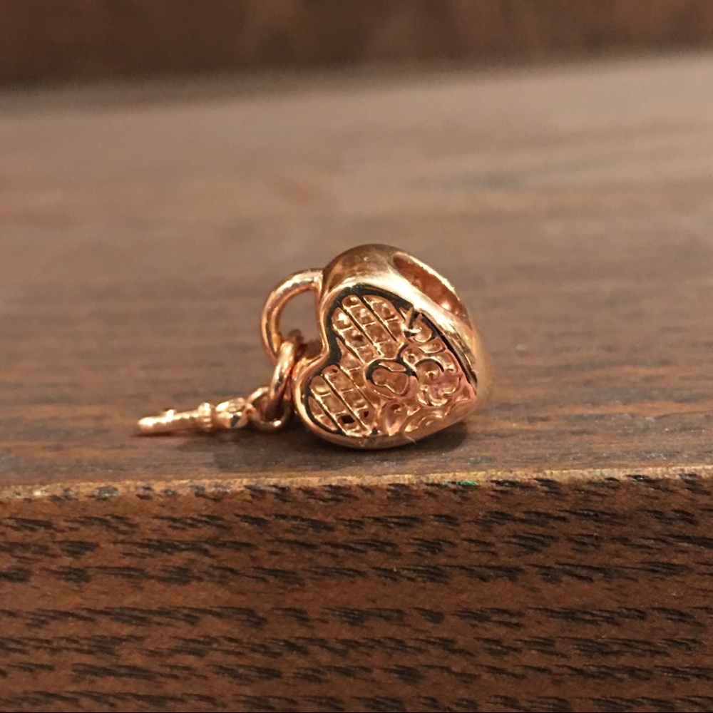 PANDORA | 💗🔐 “Love You Lock” Rose Gold Charm